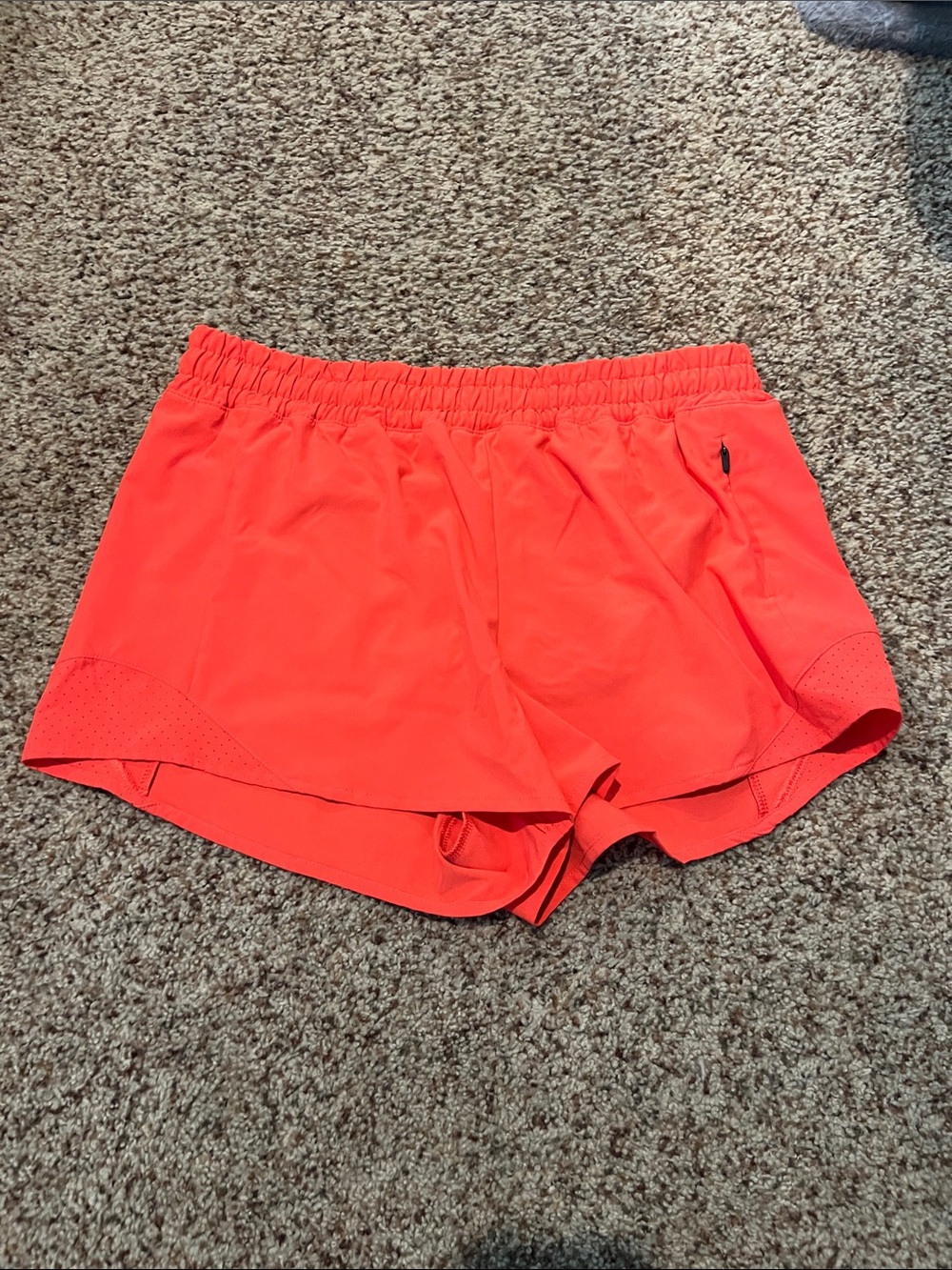 Women’s Small CALIA by Carrie Underwood Coral Athletic Running Shorts
